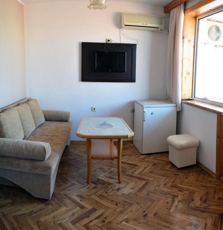 Private Rooms Trakiets Pomorie Exterior foto